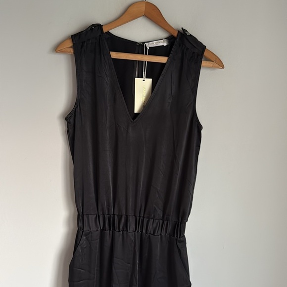 NEW RAMY BROOK Melissa V-Neck Jumpsuit XS - Picture 3 of 12